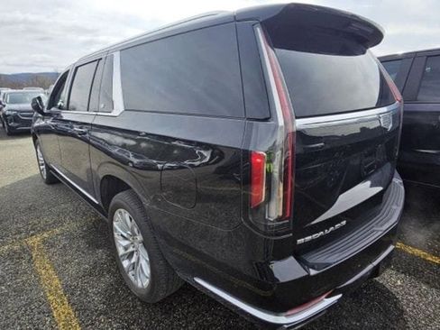 Used 2023 Cadillac Escalade ESV Premium Luxury Platinum w/ LPO, Radiant Package AWD/4WD image 5