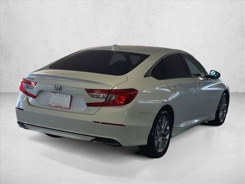 Used 2019 Honda Accord LX image 5