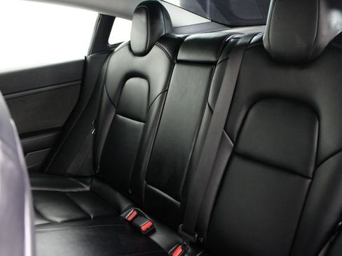 Used 2023 Tesla Model 3 Performance image 17