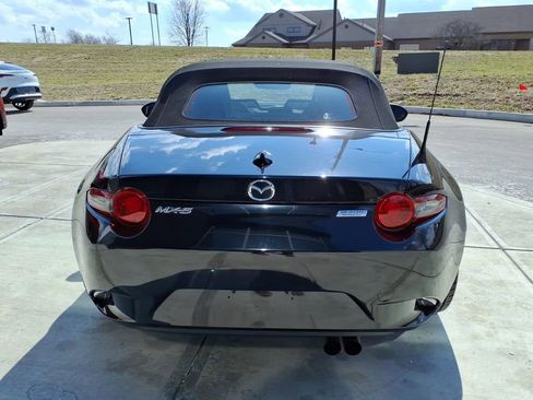 Used 2016 MAZDA MX-5 Miata Grand Touring image 6