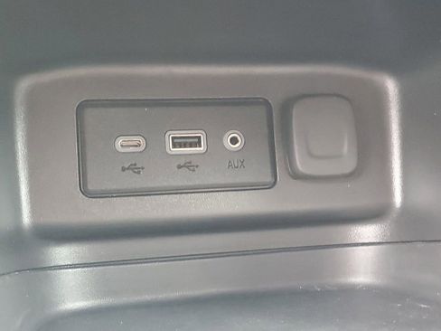 Certified 2024 Chevrolet Equinox LT image 17