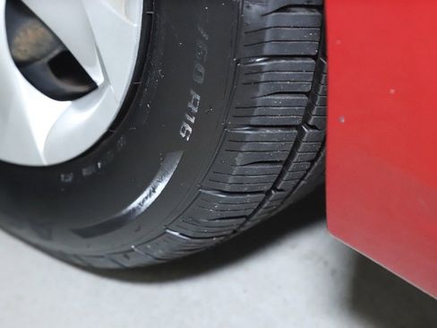 Used 2018 MAZDA MAZDA3 Sport FWD image 37
