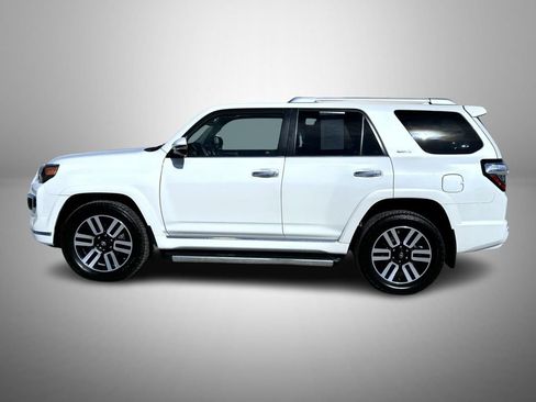 Used 2021 Toyota 4Runner Limited AWD/4WD image 8