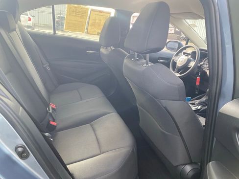 Used 2021 Toyota Corolla LE image 17
