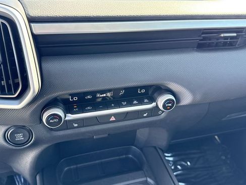 Used 2026 MAZDA CX-50 Meridian Edition w/ Weather Package AWD/4WD image 19