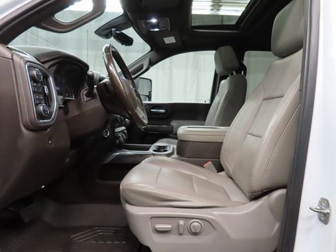 Used 2020 Chevrolet Silverado 2500 LTZ w/ LTZ Premium Package image 9