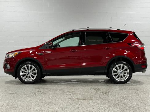 Used 2017 Ford Escape Titanium AWD/4WD image 9