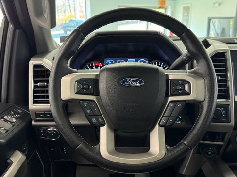 Used 2020 Ford F350 Lariat image 19