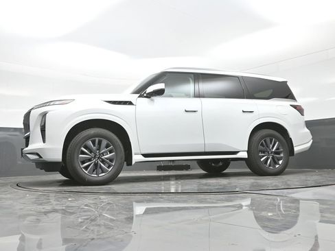 New 2026 INFINITI QX80 Pure w/ Cargo Package image 41