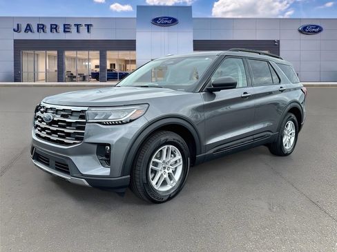 New 2026 Ford Explorer Active w/ Active Comfort Package RWD image 3