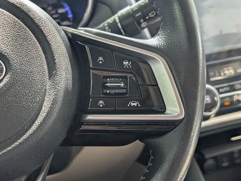 Used 2018 Subaru Outback 2.5i Limited AWD/4WD image 28