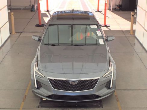 Used 2019 Cadillac CT6 Premium Luxury image 2