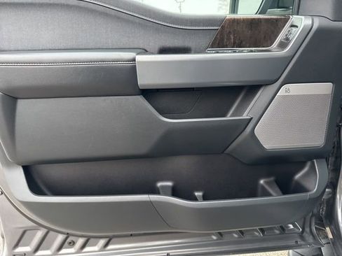 Used 2021 Ford F150 Lariat image 13