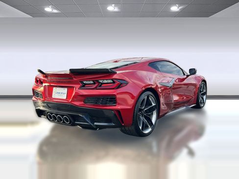 Used 2025 Chevrolet Corvette Z06 image 9