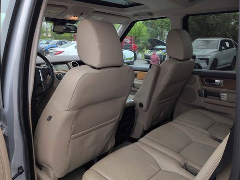 Used 2014 Land Rover LR4 HSE LUX AWD/4WD image 19
