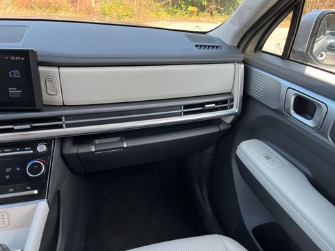 Used 2025 Hyundai Santa Fe SEL image 30