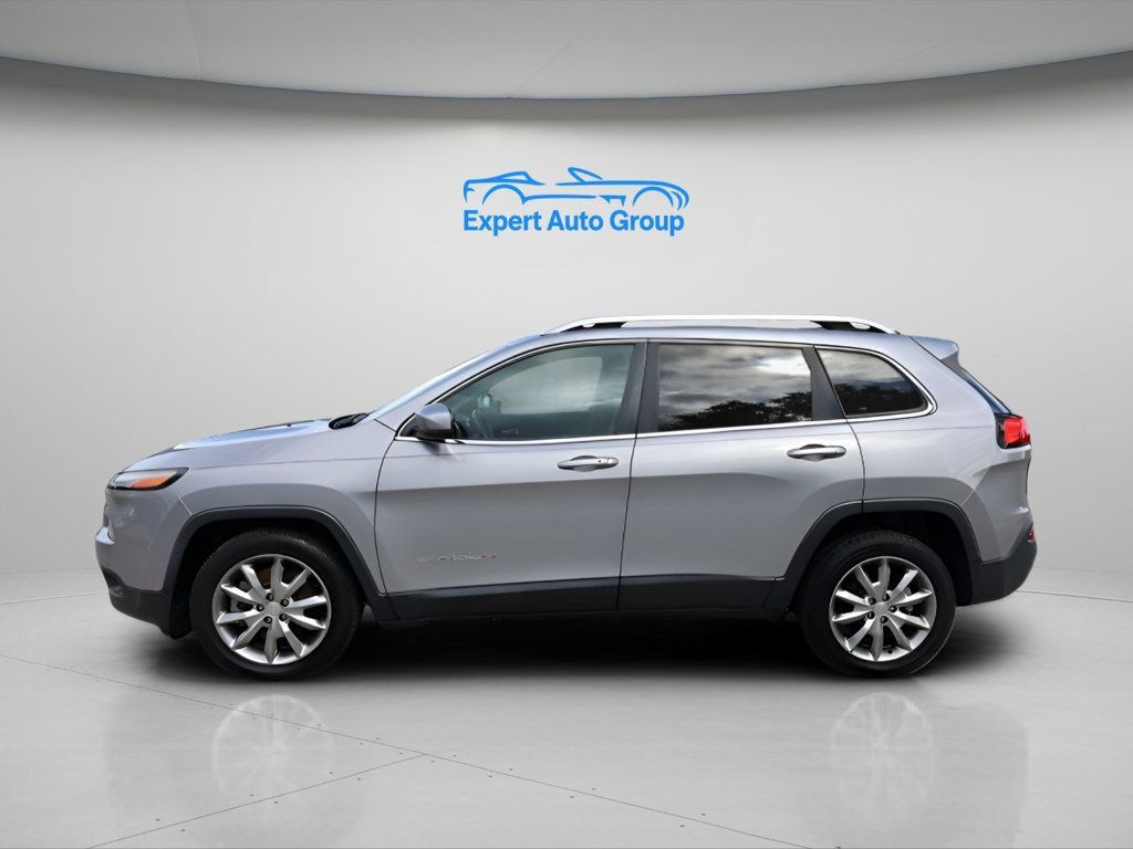 Used 2018 Jeep Cherokee Limited FWD image 2