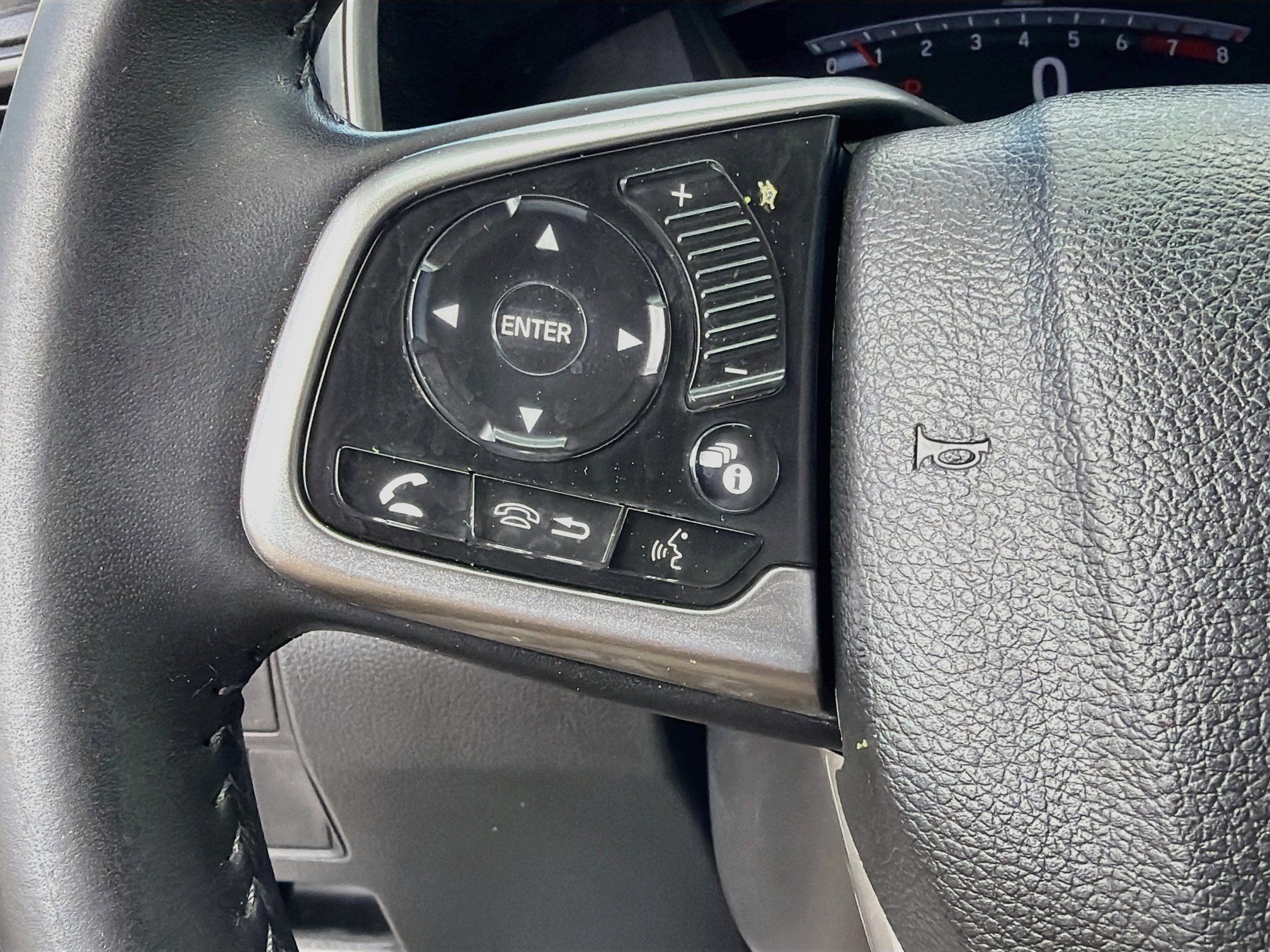Used 2018 Honda CR-V EX-L image 37