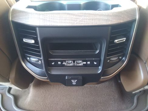 Used 2020 RAM 1500 Limited image 11