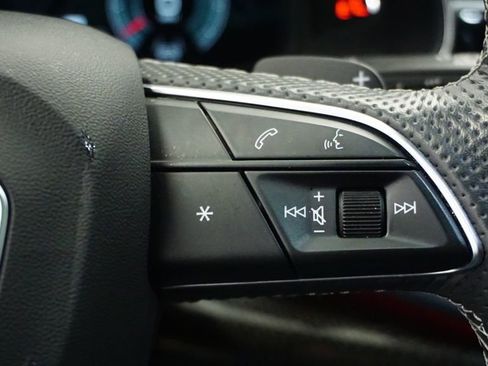 Used 2022 Audi SQ8 Premium Plus image 31