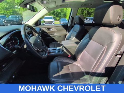 Used 2020 Chevrolet Traverse RS AWD/4WD image 9