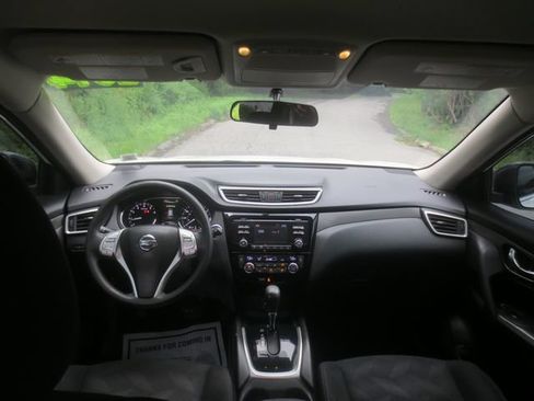 Used 2014 Nissan Rogue SV AWD/4WD image 8