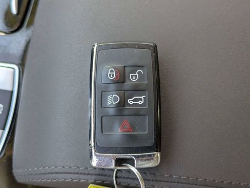 Used 2020 Land Rover Discovery HSE AWD/4WD image 31