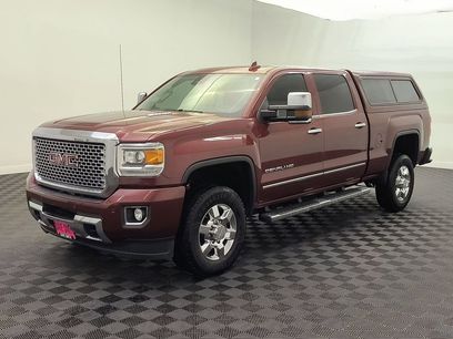 Used 2015 GMC Sierra 2500 Denali w/ Duramax Plus Package