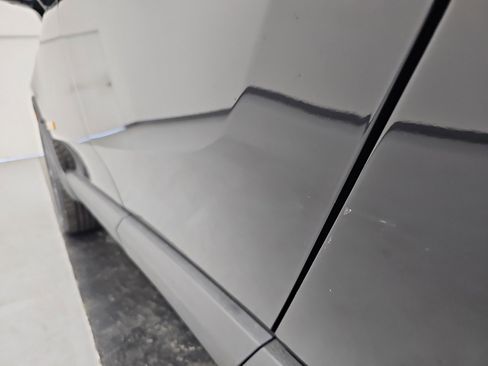 Used 2022 Rivian R1T Adventure image 33