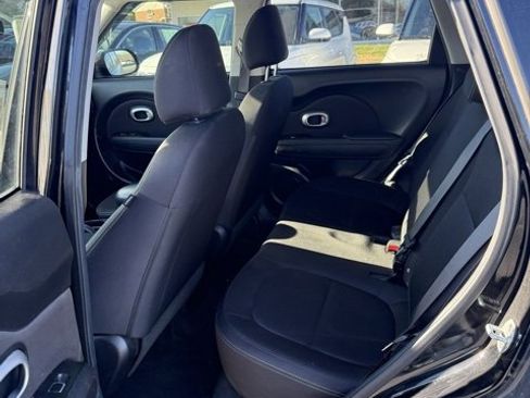 Used 2018 Kia Soul image 8