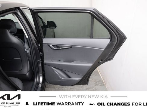 New 2026 Kia Niro LX FWD image 13
