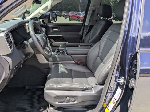 Used 2024 Toyota Tundra Limited image 5