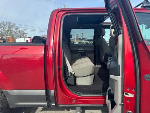 Used 2016 Ford F150 XLT w/ Equipment Group 302A Luxury image 16