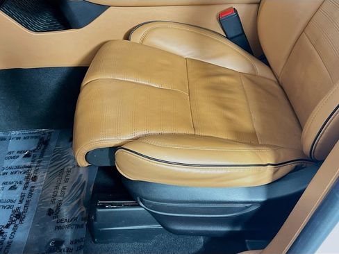 Used 2023 Lincoln Aviator Black Label w/ Dynamic Handling Package image 19