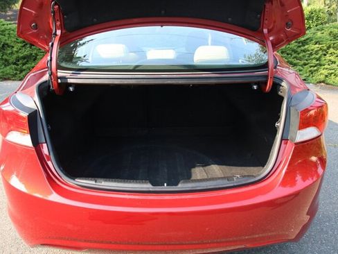Used 2011 Hyundai Elantra GLS w/ Preferred Equipment Pkg 3 FWD image 15