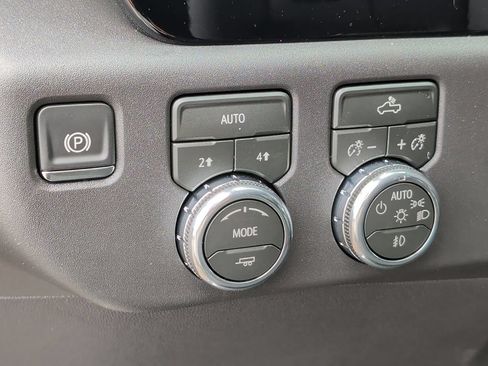 New 2026 GMC Sierra 1500 Elevation AWD/4WD image 19
