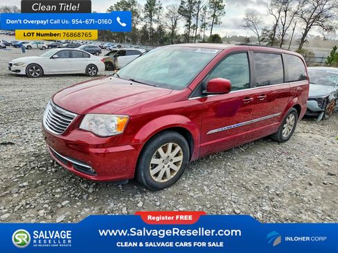 Used 2014 Chrysler Town & Country Touring FWD image 1