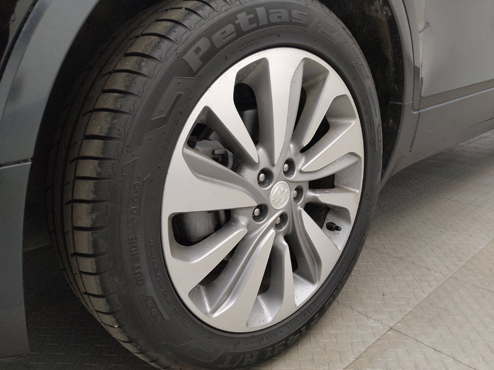 Used 2018 Buick Encore Preferred FWD image 31