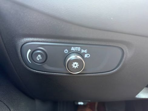 Used 2024 Chevrolet Equinox LT AWD/4WD image 23