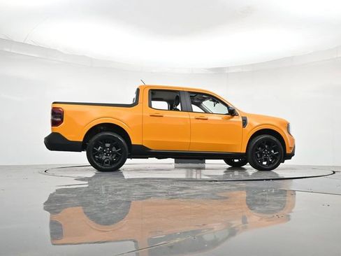 New 2026 Ford Maverick Lariat w/ Black Appearance Package AWD/4WD image 32