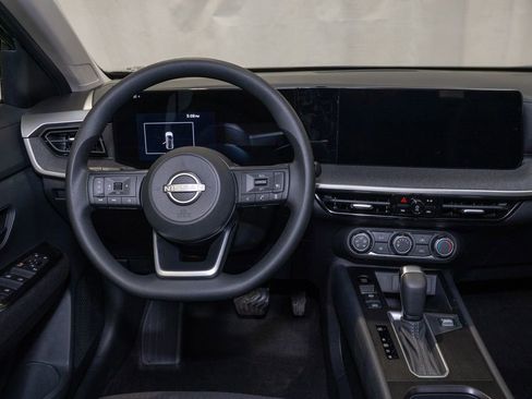 New 2026 Nissan Kicks S image 7