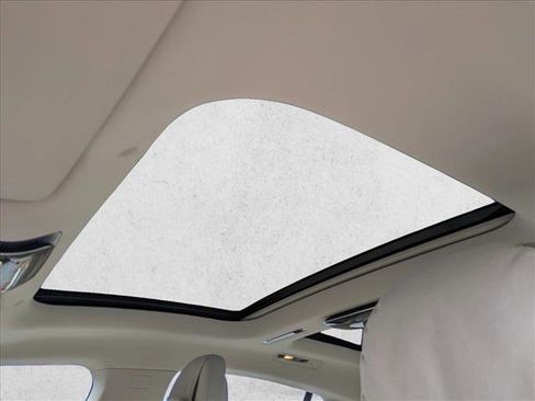 Certified 2022 Mercedes-Benz EQS 580 4MATIC Sedan image 17