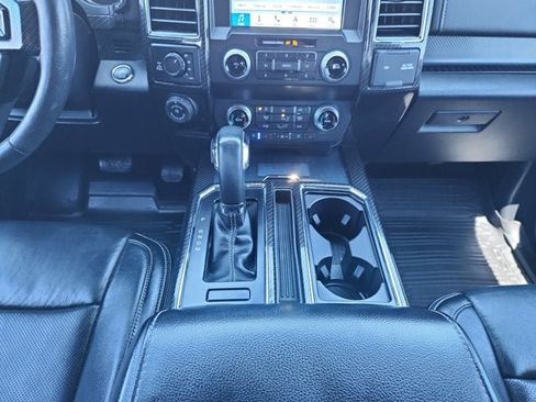 Used 2019 Ford F150 Lariat w/ Equipment Group 502A Luxury AWD/4WD image 11