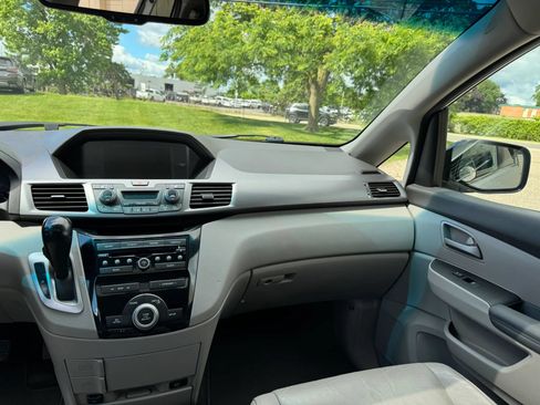 Used 2012 Honda Odyssey EX-L image 17