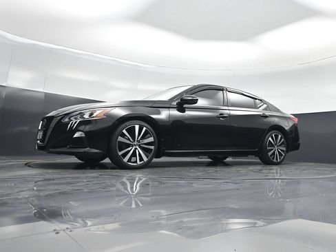 Used 2019 Nissan Altima 2.5 SR w/ SR Premium Package FWD image 43