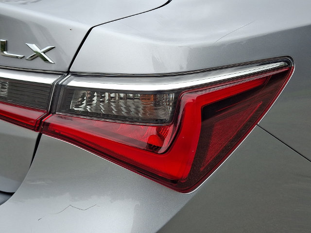 Used 2020 Acura ILX w/ Premium Package FWD image 11