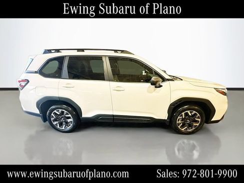 Used 2026 Subaru Forester Premium AWD/4WD image 8