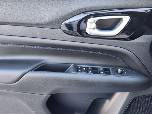 New 2026 Jeep Compass Latitude AWD/4WD image 20