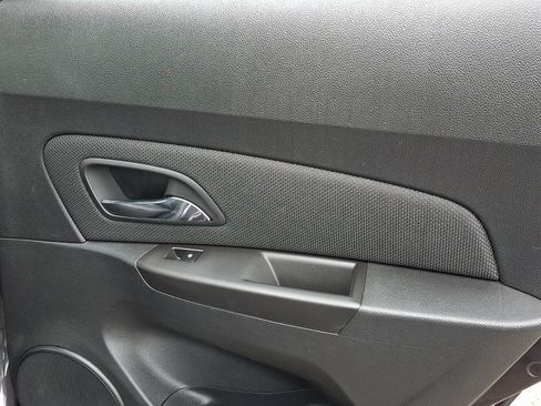 Used 2016 Chevrolet Cruze LTZ image 13