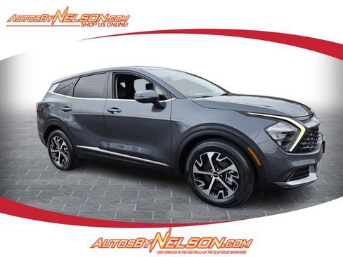 Used 2023 Kia Sportage EX image 1